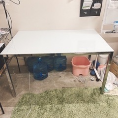 IKEAガラステーブル　受付再開の画像