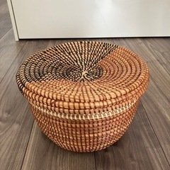 蓋つきかご　入れ物
