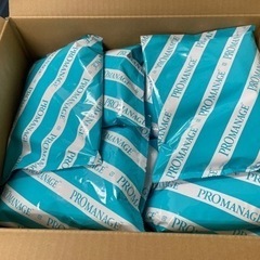 ペットフード(室内犬用　プロマネージ　600g×10袋)の画像