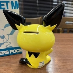 新品ピカチュウ　陶器　貯金箱　置物　箱入り　可愛い♡全長14センチの画像