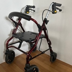 受け渡し者決定済　
シルバーカー（歩行車・歩行器）