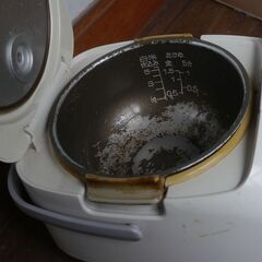 シャープ１L 5.5合炊き　ジャー炊飯器　KS-K102 中古の画像