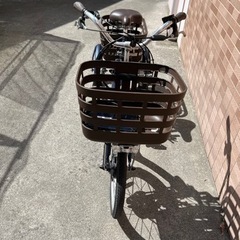 自転車 電動アシスト自転車の画像