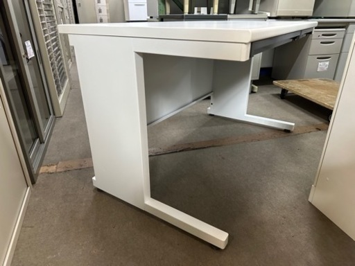 コクヨ　平机　幅120 奥70高さ70cm オフィス用家具