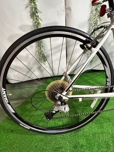 No.80ジャイアント エスケープ RX3 24段変速 アルミ GIANT ESCAPE クロスバイク 700c 整備済み中古現状