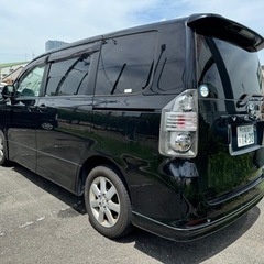 まだ綺麗な車両です！修復歴なし⭐️70VOXY⭐️車検約一年アリ！の画像