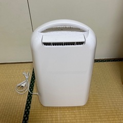 除湿機(7/7PM引取希望)