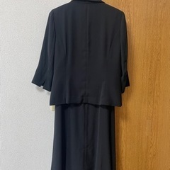 お値下します。レディース 礼服 13号 の画像