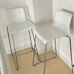 背の高い椅子2個セット