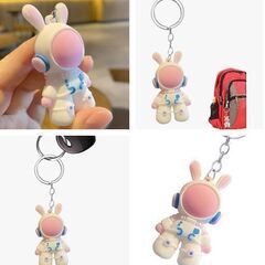 うさぎ宇宙飛行士キーホルダー（新品）訳ありの画像