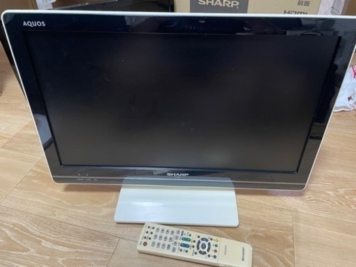 シャープ  液晶テレビ 22インチ ホワイト