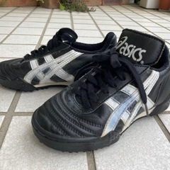 【値下げ】　アシックス　サッカーシューズ19cmの画像