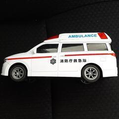 激レア　メーカー不明　E52　エルグランド　救急車　ジャンクの画像