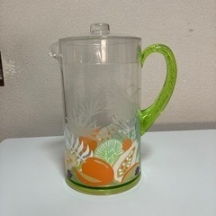 スタバのピッチャー
