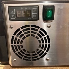 冷蔵ショーケース
の画像