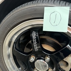 車のパーツ タイヤ、ホイール