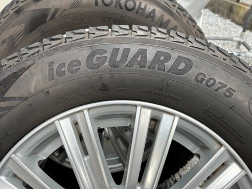  決まりました　デリカD5 225/70R16スタッドレスタイヤ+アルミホイル