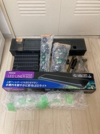 水槽2台（60,52センチ）LEDライト2器➕他