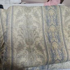 7/4 13時まで引き取り限定　不用品　布団　植木鉢　ゴミ箱など