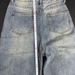 デニム　ジーンズ　サイズS　試着１回のみ　の画像