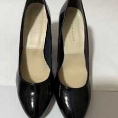 新品⭐︎JERRY BEANS パンプス　エナメル 24.5cm