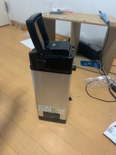 フル自転車バッテリー　ひねちゃバッテリー