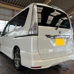 安心の1年保証付き☆24年式☆ガソリン代 節約☆S-HYBRID入りました‼️月々1.2万円〜分割払い可❗️車検2年付き！大人気☆日産 セレナ☆8人乗り☆SDナビ付き☆走行中DVD見れます☆クルーズコントロール☆ETC☆バックカメラ☆ドラレコ付きのフル装備☆電動スライドドア☆ウィンカーミラー☆社外アルミ☆フル装備☆事故修復歴無し☆車内広々三列シート‼️の画像