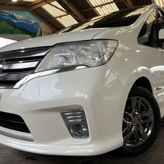 安心の1年保証付き☆24年式☆ガソリン代 節約☆S-HYBRID入りました‼️月々1.2万円〜分割払い可❗️車検2年付き！大人気☆日産 セレナ☆8人乗り☆SDナビ付き☆走行中DVD見れます☆クルーズコントロール☆ETC☆バックカメラ☆ドラレコ付きのフル装備☆電動スライドドア☆ウィンカーミラー☆社外アルミ☆フル装備☆事故修復歴無し☆車内広々三列シート‼️の画像