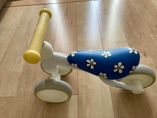 D-Bike  ミッフィー 乗り物 自転車 初心者 幼児 バランス 育児 1才