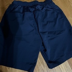 アディダス　ハーフパンツ　
160の画像