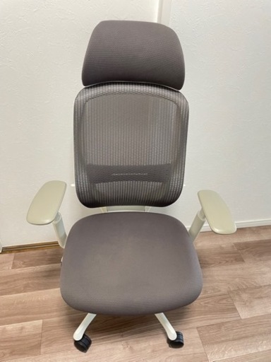 オカムラ　オフィスチェア　シルフィー