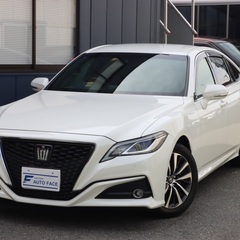 トヨタクラウン Ｓ　Ｃパッケージ　１オーナー　禁煙車　純正ナビ　...