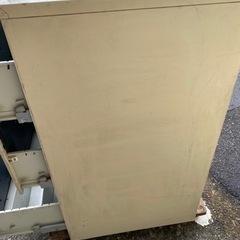 ３段キャビネットの画像