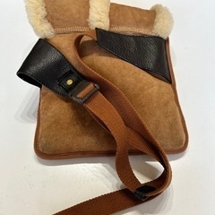 UGG アグ　ポーチばっくの画像