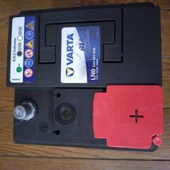 【未使用品】VARTA ブルーダイナミック・新型アクア用バッテリー　の画像