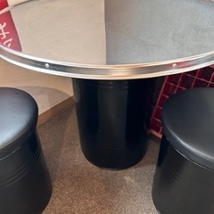 ドラム缶テーブルの画像