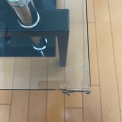 予定者確定❗️ガラス張りテーブルの画像