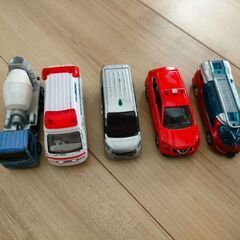 トミカ 5台 ミキサー車 救急車など