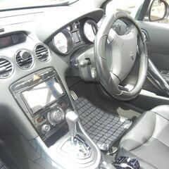 車検2024年10月 プジョー308CCプレミアムのオープンカーの出品です。の画像