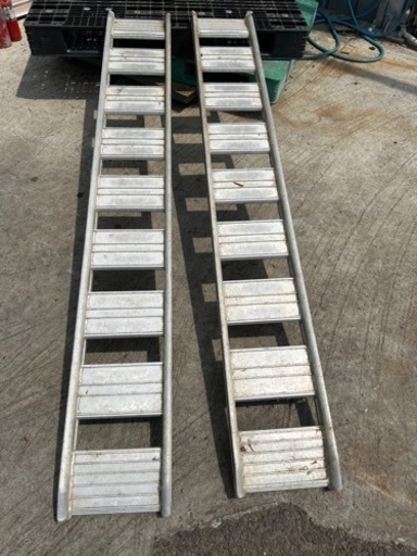 アルミブリッジ