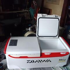 DAIWA釣り用クーラーボックスの画像