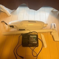 マキタ コードレス掃除機CL107 紙パック式 