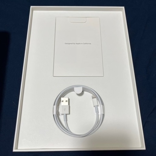 【受渡決定】【未使用品】iPad 6th Cellular（32GB）／シルバー