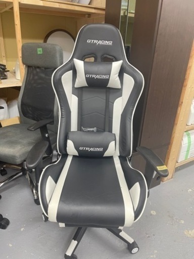 ゲーミングチェア