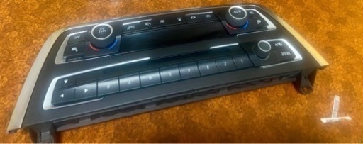 BMW 320d オーディオフロントパネルユーズド品