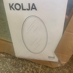 IKEAの鏡の画像
