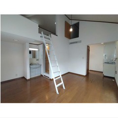 💥家賃１ヶ月無料💥【🌳入居費用13万円🌳】✨審査No.1✨ 🚃小...