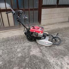 自走式 草刈機ウイングモア