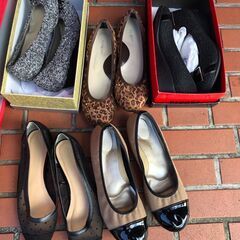 【受け渡し日時が早い方優先】　店頭在庫品まとめて　リユース婦人服・靴まとめての画像