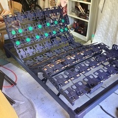 【リサイクルサービス八光】幅122㎝　テンピュール　電動セミダブルベッド枠の画像